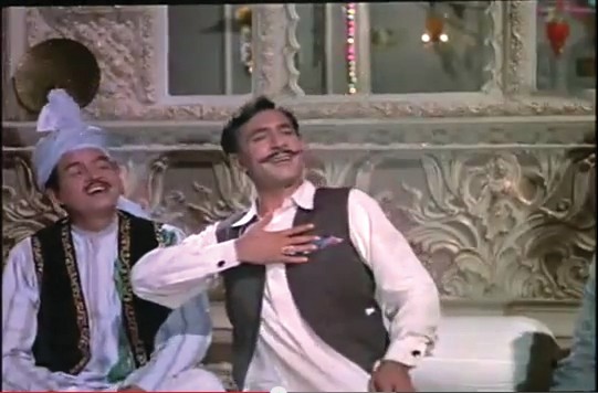 Sahni singing ‘Ae meri zohra jabeen’ in the popular multi-starrer film Waqt (1965) 